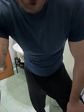 giovan2020 live sex cam