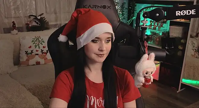 KiraLiLime live sex cam