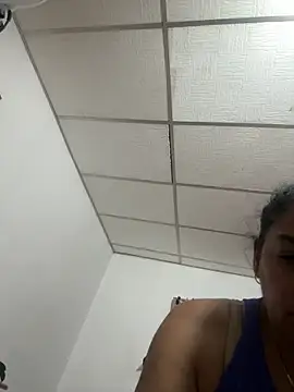 Flabia_Roses's cam snapshot