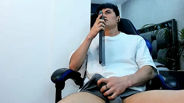 roan_birkin live sex cam