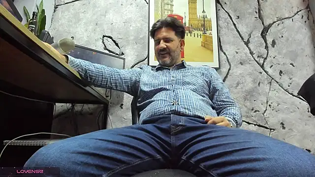 Maxi_thebig_daddy live sex cam