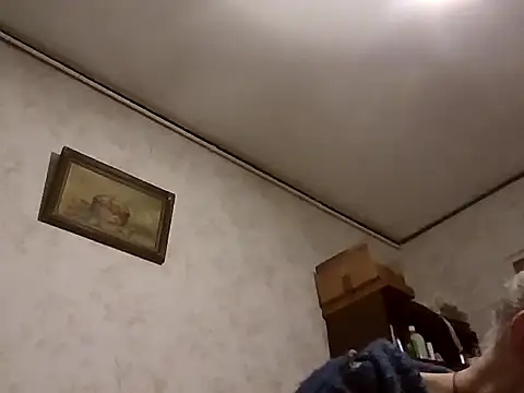 mariusica1@xh's cam snapshot