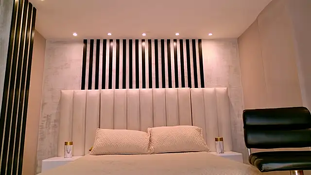 AgathaKondo_'s cam snapshot