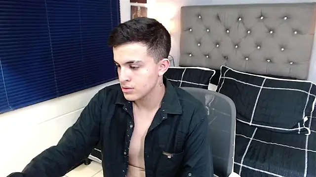 massimo_greco_'s cam snapshot