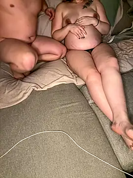 MissDesire2 live sex cam