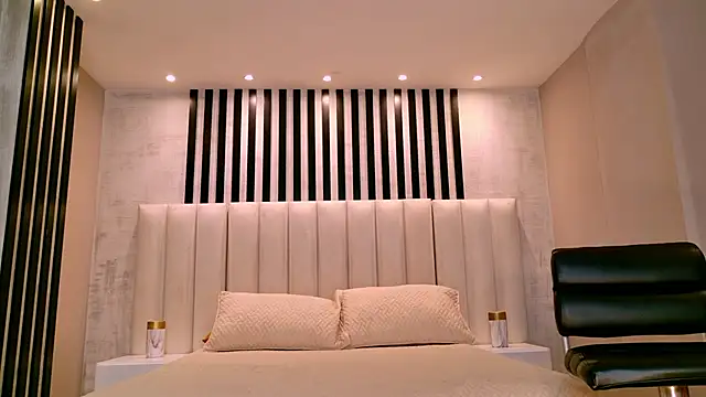 AgathaKondo_'s cam snapshot