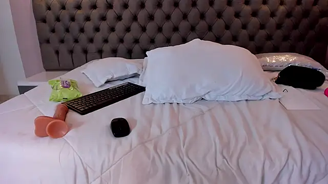 carol_69's cam snapshot