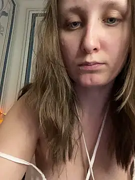 Lally_Girasole's cam snapshot