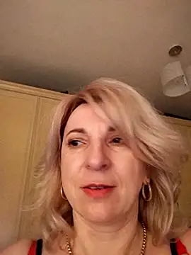 AhlyssaLove1155's cam snapshot