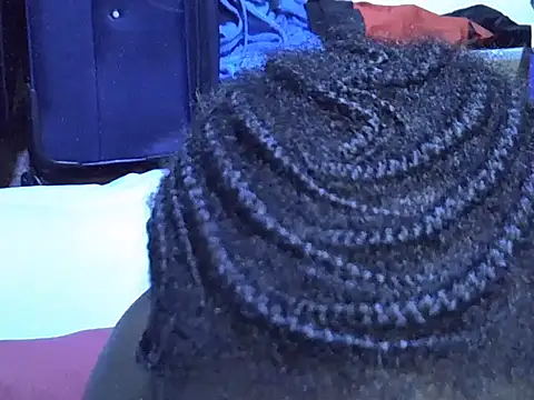 Adaline-Paris's cam snapshot