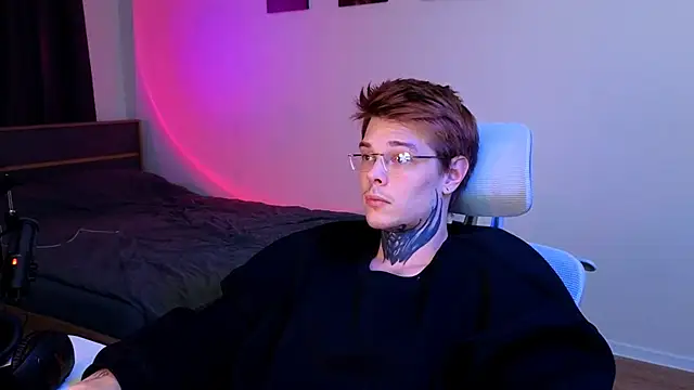 DENIS_HERE live sex cam