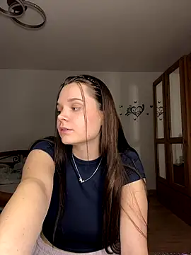 ElenaMariee live sex cam