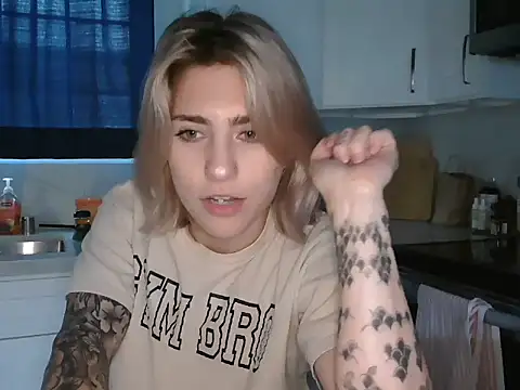 NatalieKneals's cam snapshot