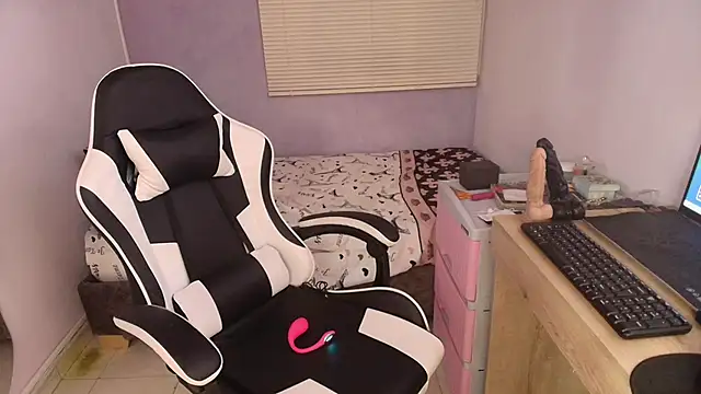 luna_desiree's cam snapshot