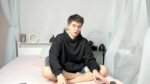 SherlockMax live sex cam