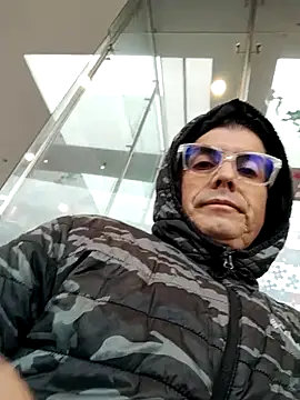 Fuegosutil's cam snapshot