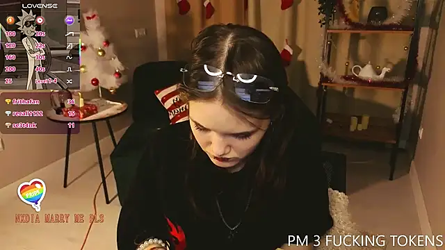 Dilara_xBaby's cam snapshot