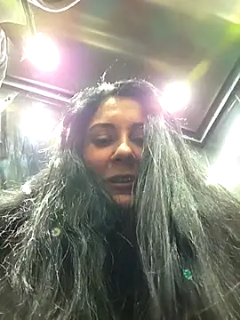 SaraViss20 live sex cam