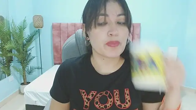 sophia_hadid's cam snapshot