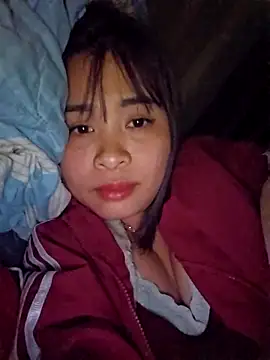 Squirrel-Pear live sex cam