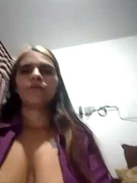 Parejaxx77's cam snapshot