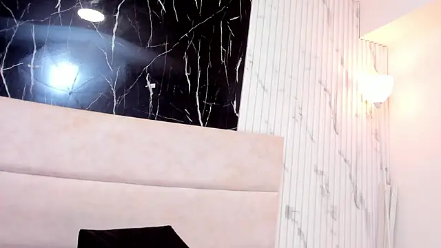 CerenaBroun_'s cam snapshot