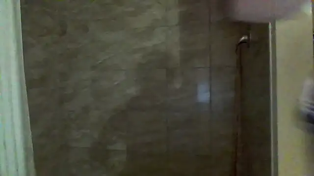 AverageRose live sex cam