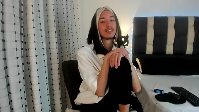 loverisu-coral live sex cam