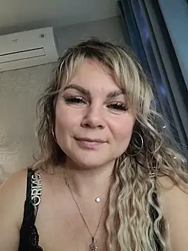 candy_queeen's cam snapshot