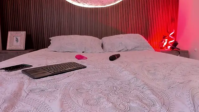 EthaanCox live sex cam