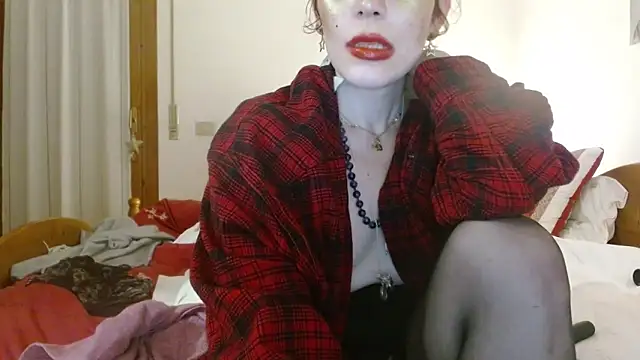 Regina_5's cam snapshot