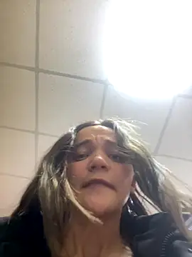 TheYourL live sex cam