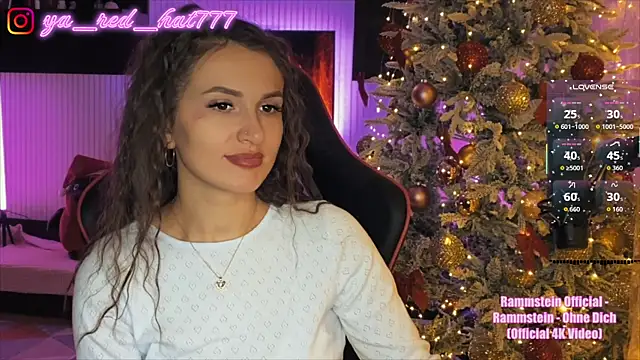 -RED_HAT-'s cam snapshot