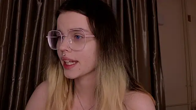 HanaMitsuri live sex cam