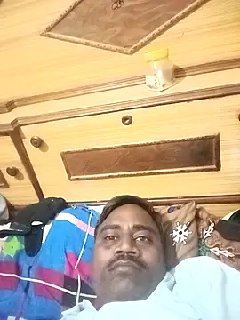 StrellaStarling's cam snapshot