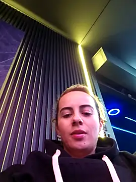 Sairy_'s cam snapshot