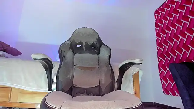 emiily15__ live sex cam