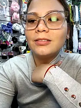 Vale_Saenzz live sex cam