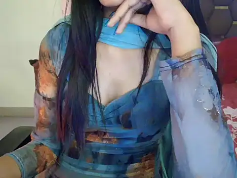 CUTE_princess_143's cam snapshot