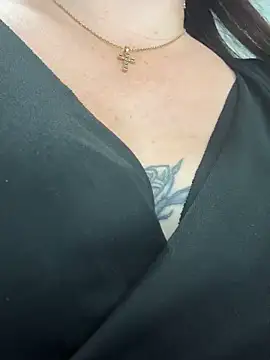 Dakota_Browns live sex cam