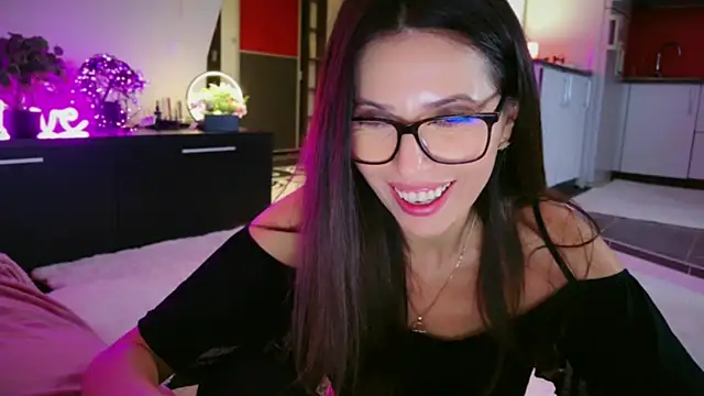 MissSmiley26 live sex cam