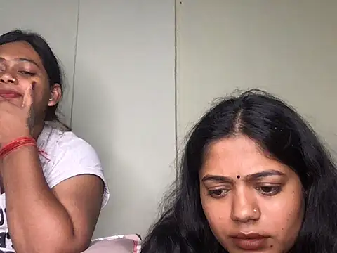 HoleyCoupon's cam snapshot