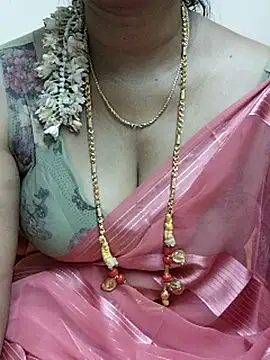 boojatamil's cam snapshot