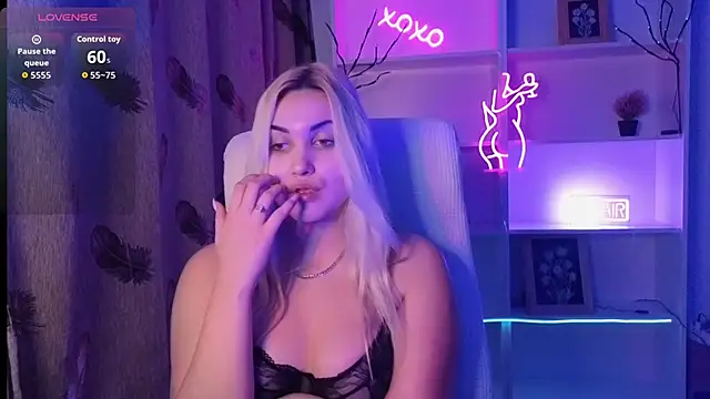 adrelaxina's cam snapshot