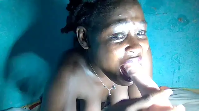 BaddieBootie's cam snapshot