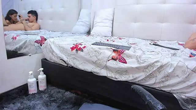 Lucia78couple's cam snapshot