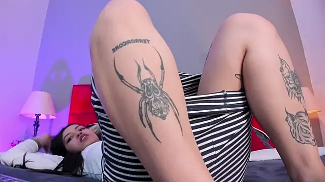 nina__dixon's cam snapshot