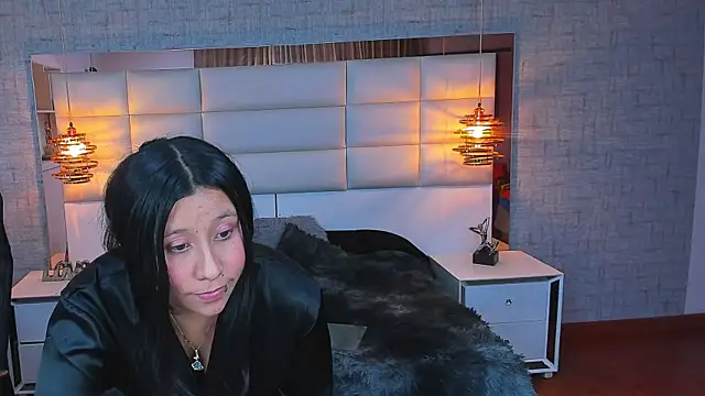 Nohemi_louse's cam snapshot