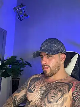 Ades_Lowe live sex cam