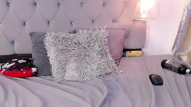 Celina_Kyle1's cam snapshot